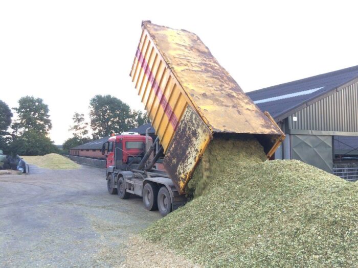 Jack van Birgelen tractor loonwerk oogsten